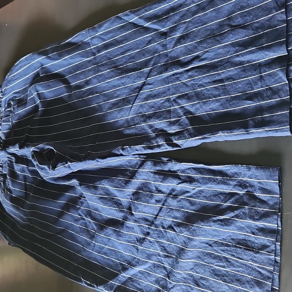 GAP Women's Navy Pinstripe Pants - Picture 5 of 5